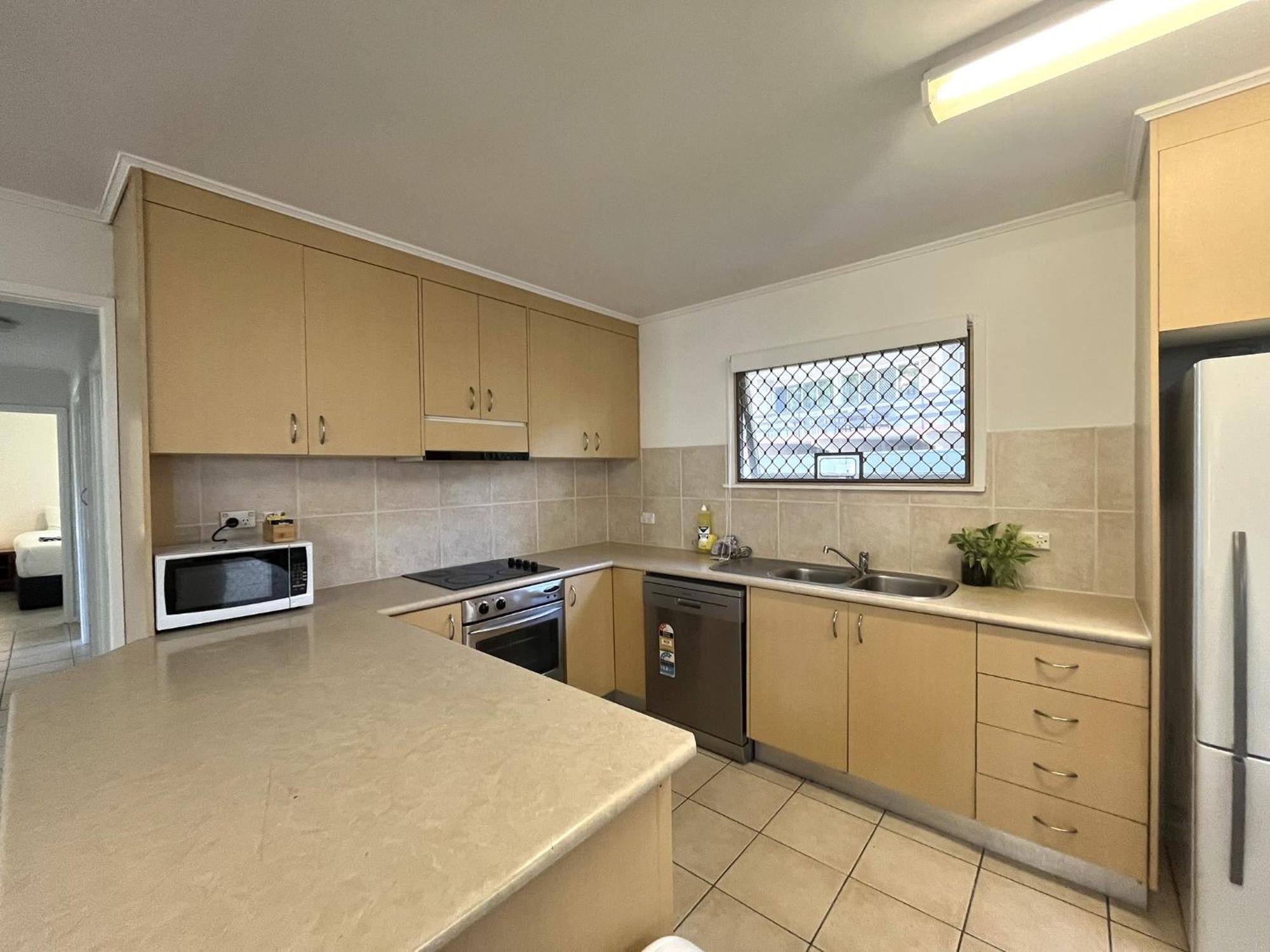 Tropicana Motel Gold Coast Esterno foto
