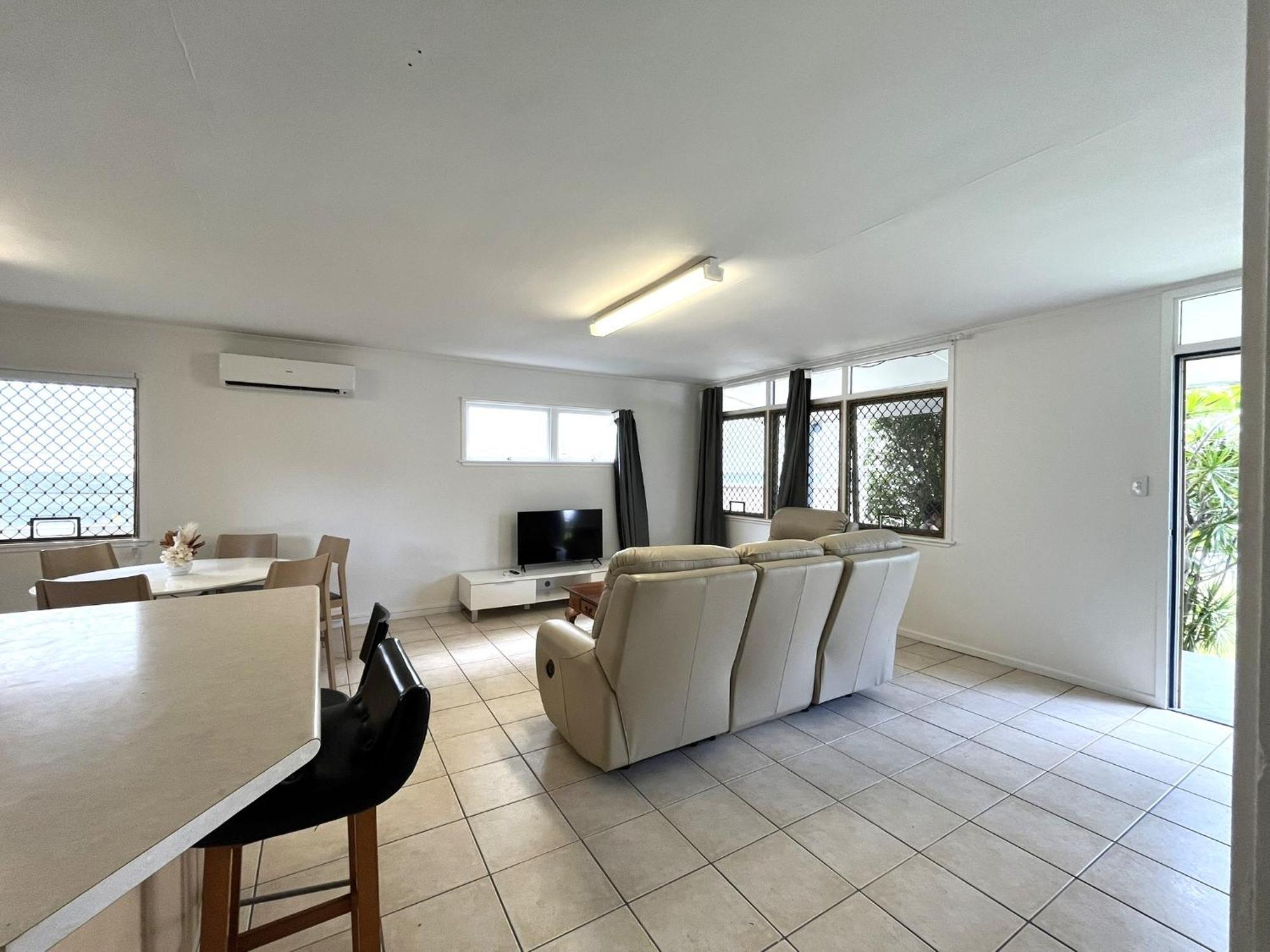 Tropicana Motel Gold Coast Esterno foto
