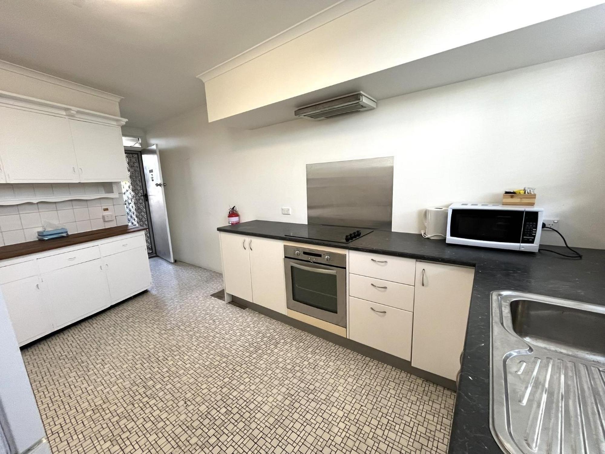Tropicana Motel Gold Coast Esterno foto