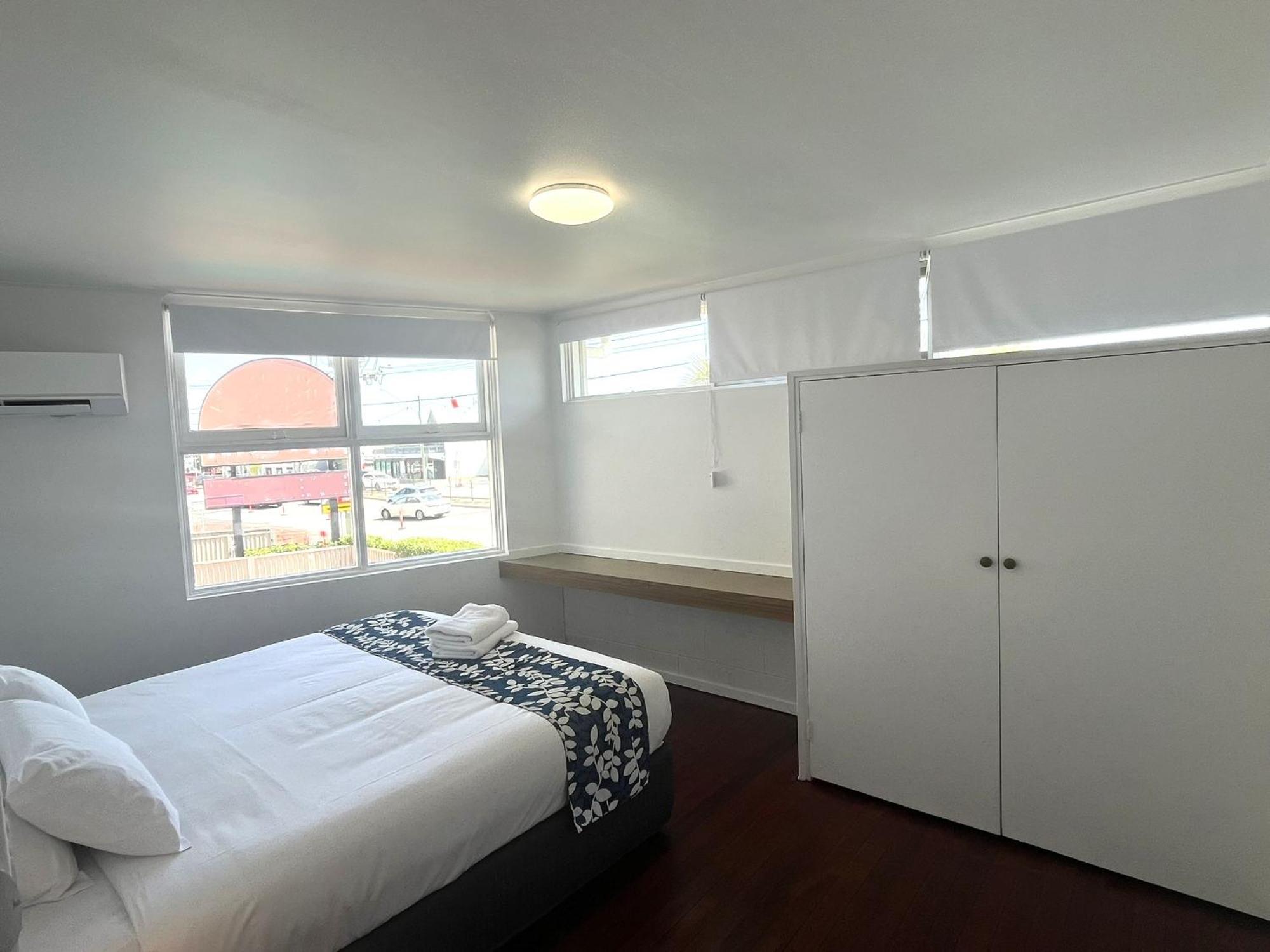 Tropicana Motel Gold Coast Esterno foto